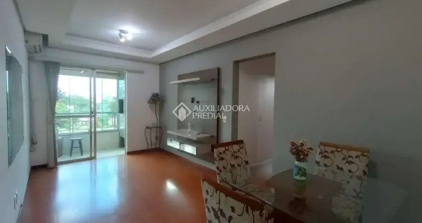 Apartamento com 2 quartos para alugar na Avenida da Cavalhada, 3156, Cavalhada, Porto Alegre