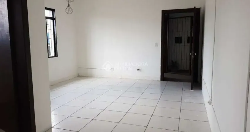 Sala comercial para alugar na Avenida Juca Batista, 2203, Cavalhada, Porto Alegre