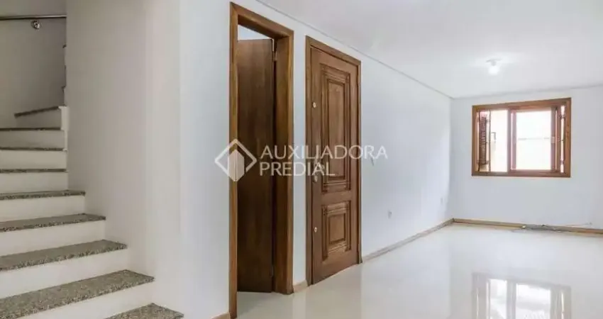 Casa em condomínio fechado com 3 quartos para alugar na Estrada João Salomoni, 600, Vila Nova, Porto Alegre