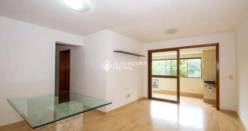 Apartamento com 3 quartos para alugar na Rua Doutor Armando Barbedo, 1300, Tristeza, Porto Alegre