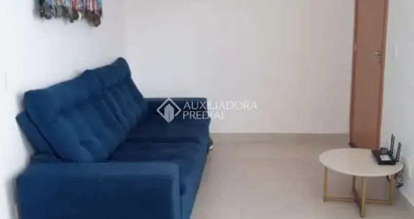 Apartamento com 2 quartos para alugar na Sete Mil e Oito, 280, Restinga, Porto Alegre