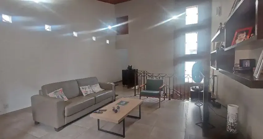 Casa moderna à venda na vila romana, 230 m² ac, 3 dormitórios e 2 vagas cobertas