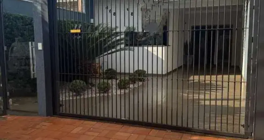 Casa com 3 quartos à venda na Rua Ivaldo Borges Horta, Jardim Licce, Maringá