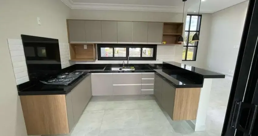 Casa com 3 dormitórios à venda, 138 m² por R$ 1.030.000 - Condomínio Jardim Mantova Residencial - Indaiatuba/SP