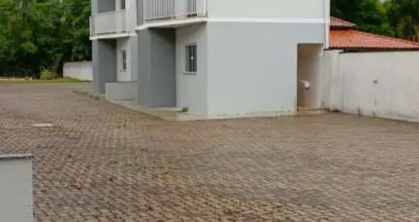 Sobrados em condomínio fechado em mostardas- monte alegre do sul sp.