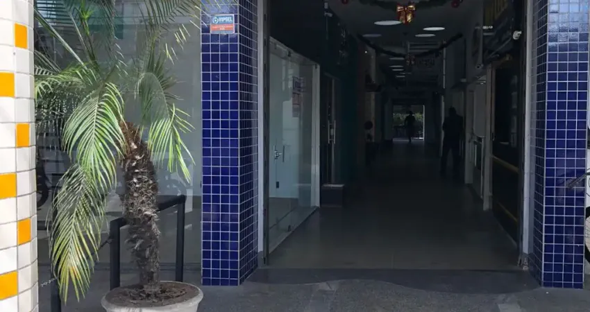 Ponto comercial para alugar na Rua José Joaquim Seabra, 136, Centro, Feira de Santana