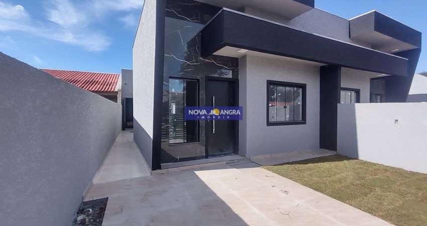 Casa com piscina proxima do mar (entrada + financiamento bancario)