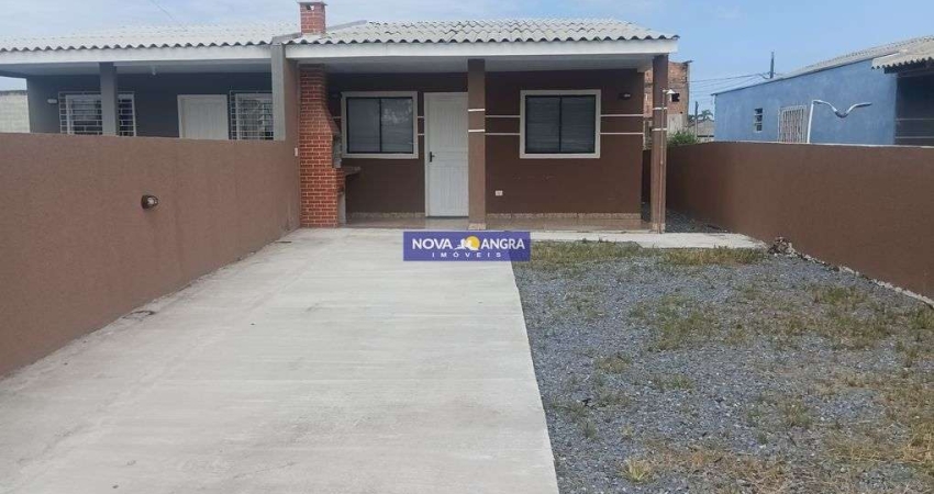 Casa 03 dormitórios á venda em Pontal do Paraná - Pr