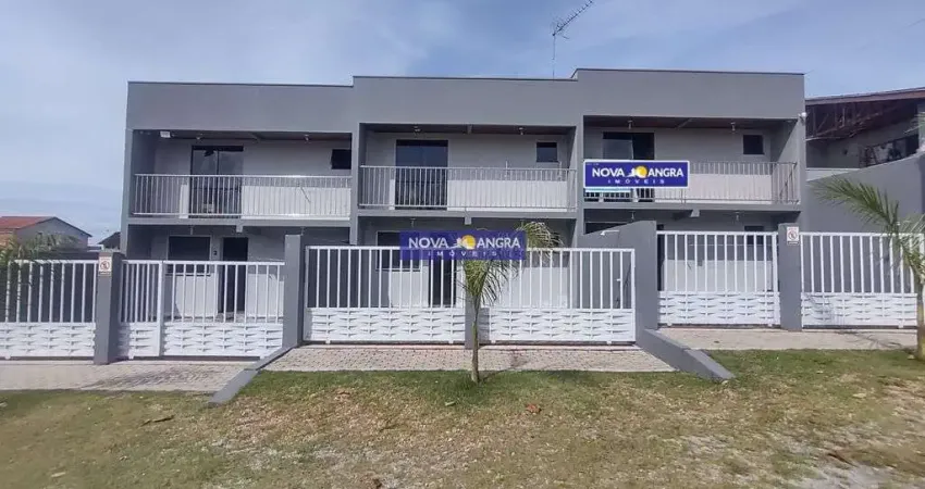 Vendo 5 sobrados novos com piscina na quadra do mar (condominio de sobrados)