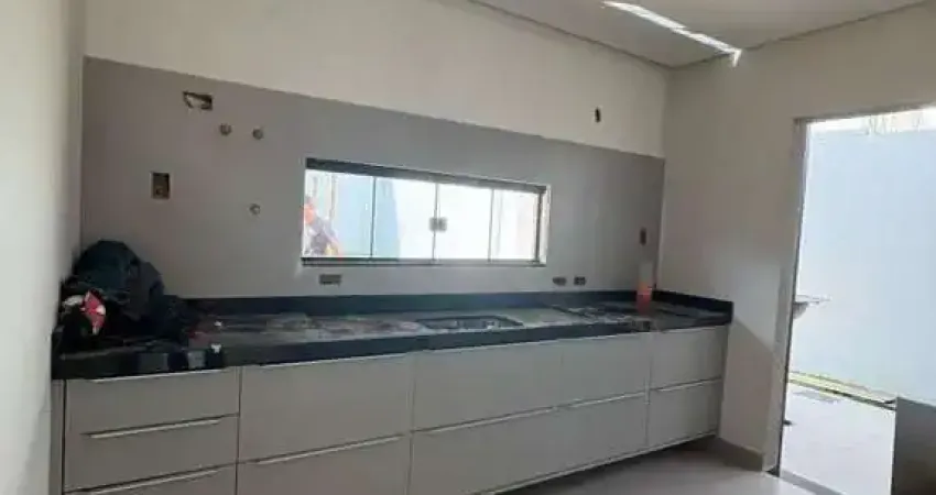 Casa para Venda em Campo Grande, Pioneiros, 3 dormitórios, 1 suíte, 3 banheiros, 2 vagas