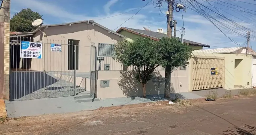 Casa para Venda em Campo Grande, Conjunto Residencial Estrela do Sul, 3 dormitórios, 1 suíte, 2 banheiros, 3 vagas