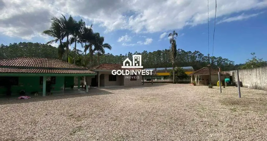 Casa à venda no Bateas, Brusque 