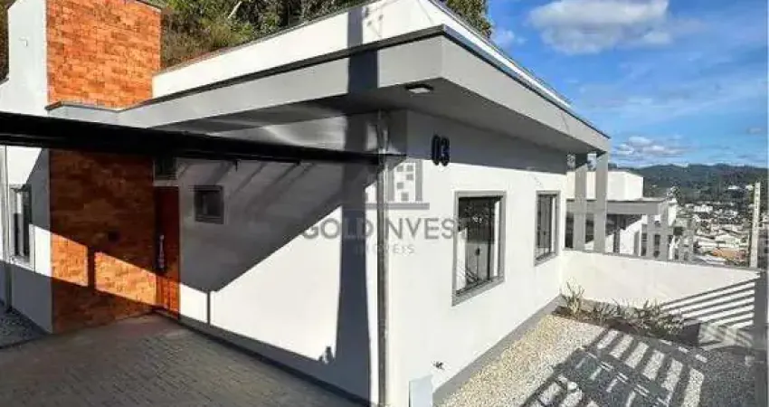 Casa com 3 quartos (1 suíte) no centro de Guabiruba