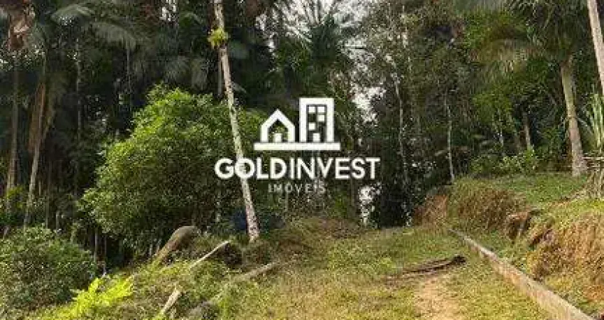 Terreno de 930m2 no bairro São Pedro, apenas 7 minutos do centro! Escriturado