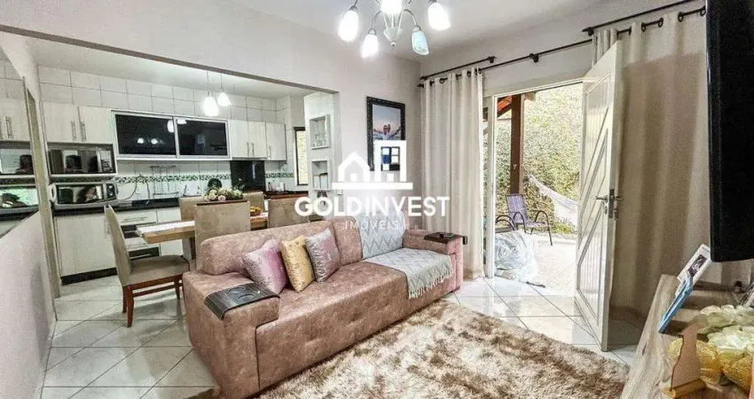 Casa com 3 quartos (sendo 1 suite) muito bem localizado na São Pedro
