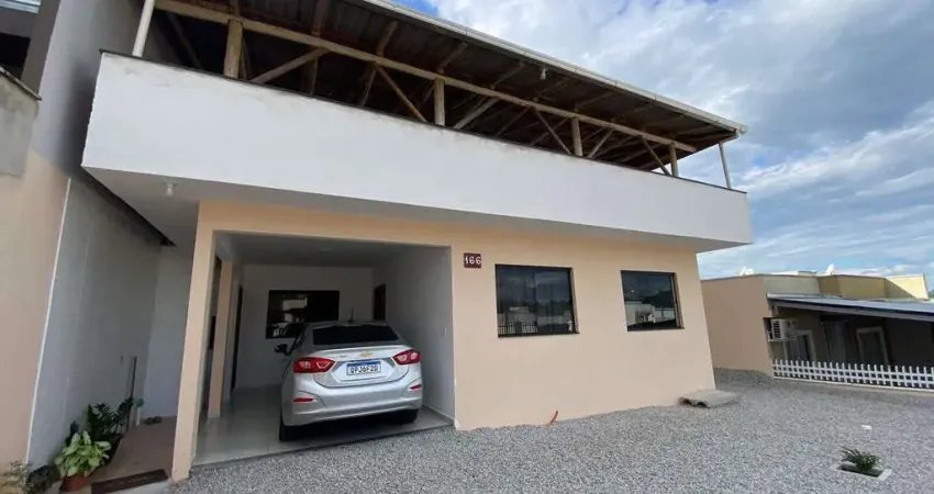 Casa à venda, 2 quartos, 3 vagas, Volta Grande - Brusque/SC