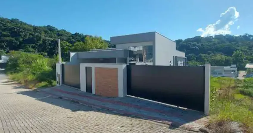 Casa de alto padrão (Loteamento Lagoa Dourada) Souza Cruz