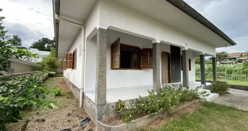 Casa com 3 quartos à venda no Jardim Maluche, Brusque 
