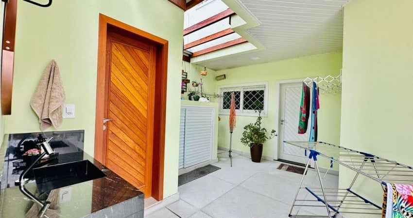Casa à venda, 3 quartos, 1 suíte, 4 vagas, Centro I - Brusque/SC
