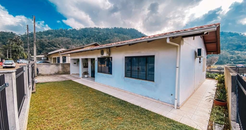 Casa à venda, 3 quartos, 1 vaga, Gávea - Rodeio/SC