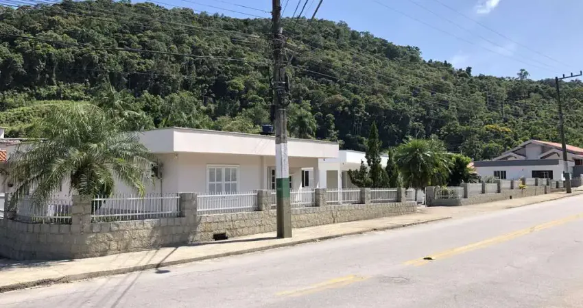 Casa à venda, 2 quartos, 1 suíte, 2 vagas, Azambuja - Brusque/SC
