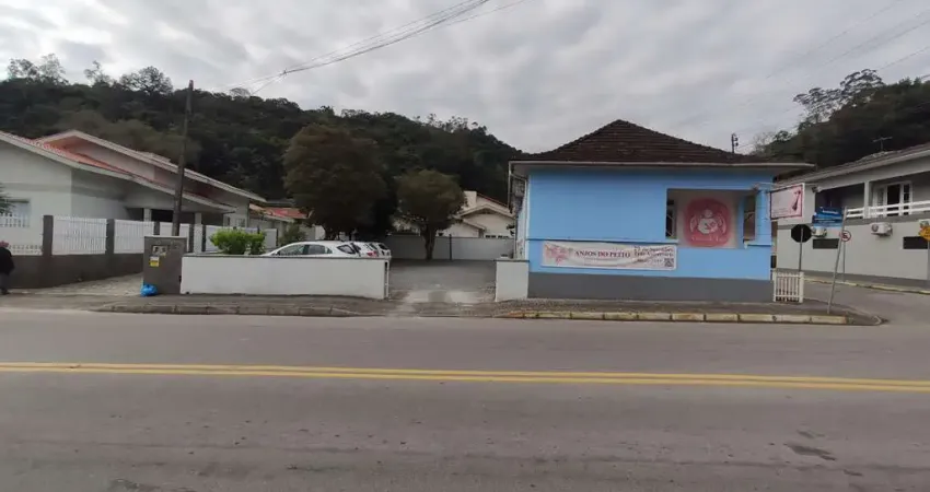 Casa à venda, 4 quartos, 1 vaga, Azambuja - Brusque/SC