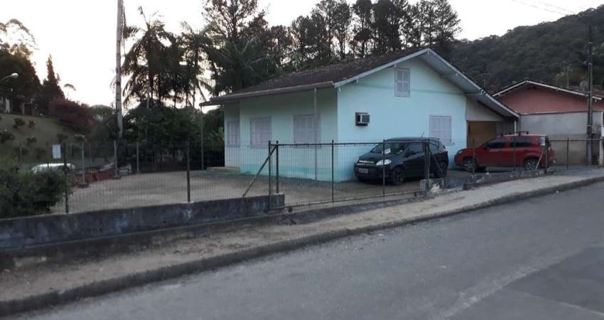 Casa à venda, 3 quartos, 2 vagas, Dom Joaquim - Brusque/SC