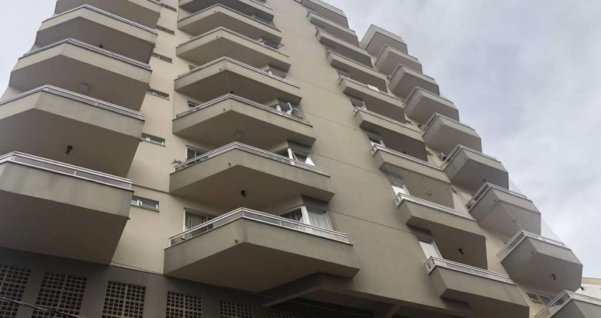 Apartamento com 4 quartos no centro de Brusque