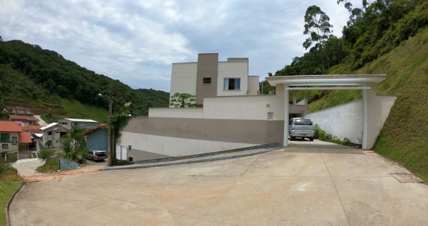 Casa à venda, 2 quartos, 1 suíte, 2 vagas, Nova Brasília - Brusque/SC