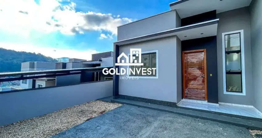 Casa solta com 3 quartos no bairro Primeiro de Maio (Entrega outubro 2025)