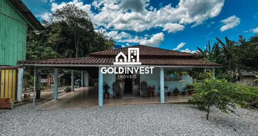 Excelente Casa á Venda no Lageado em Guabiruba (Aceita Financiamento)
