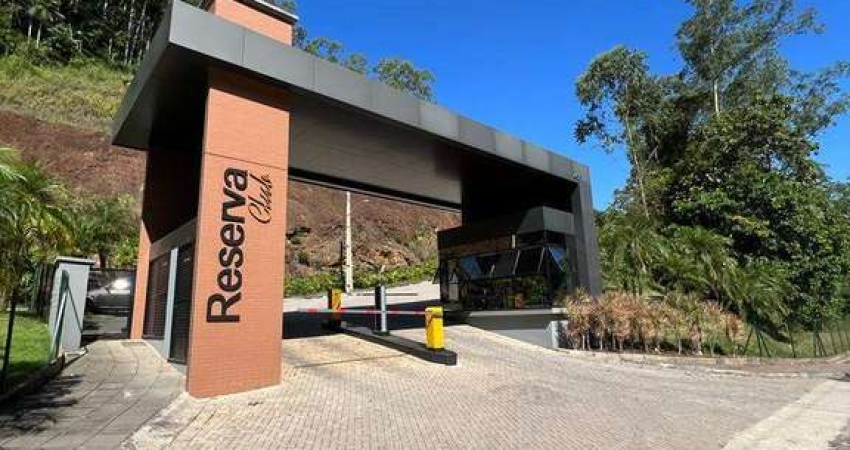 Terreno de 600 m² no condomínio Reserva Club bairro Azambuja/Brusque
