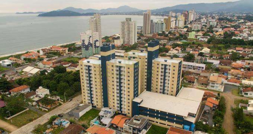 Apartamento com 2 quartos a 250 mts do mar em Balneário Piçarras