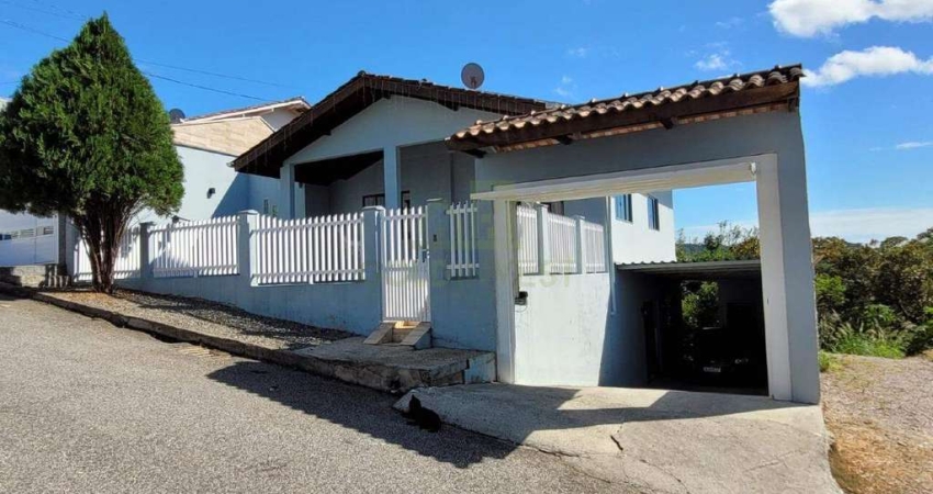 Casa Solta á Venda com 140m² no Bairro Águas Claras em Brusque
