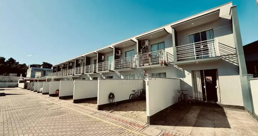Linda casa de 2 quartos em Dom Joaquim – Semi-mobiliada e em condomínio fechado