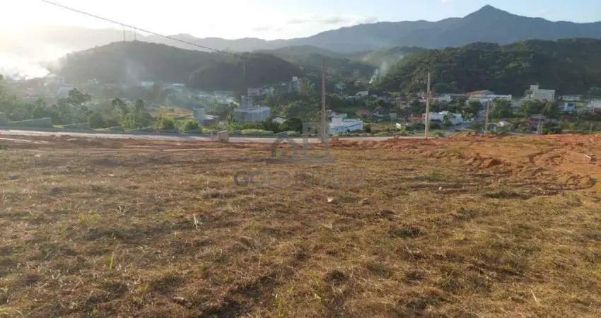 Terreno com 419,20m² á Venda em condomínio fechado no Centro da Guabiruba