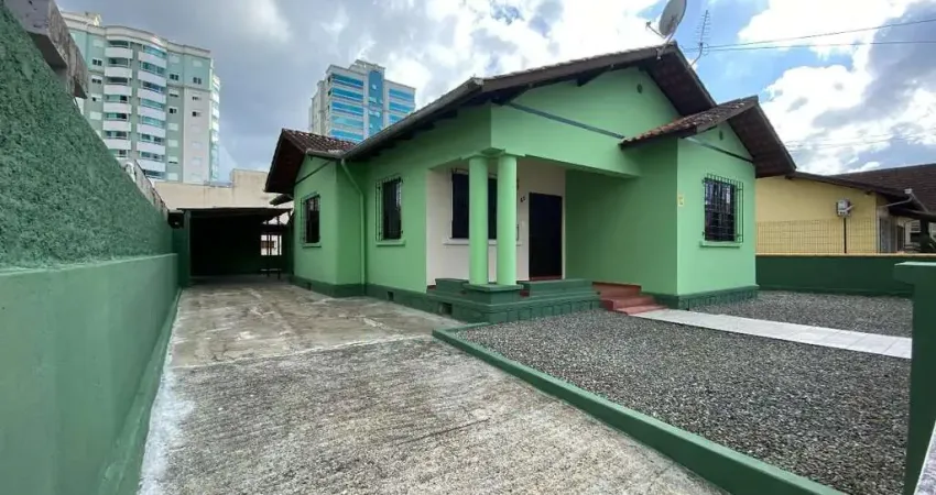 Casa com 3 quartos à venda no São Luiz, Brusque