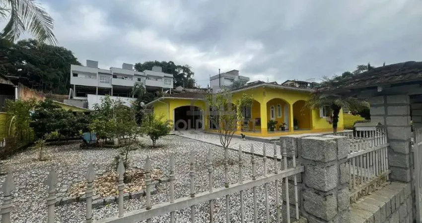 Casa com 4 quartos à venda no Dom Joaquim, Brusque 