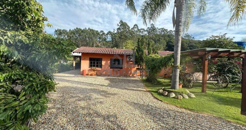 Sítio encantador no Moura, Canelinha (SC) – Conexão com a natureza e conforto em um só lugar!