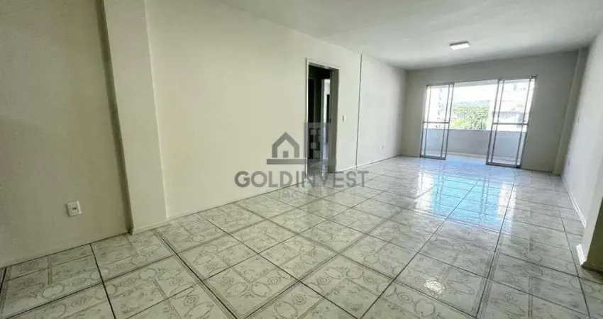 Apartamento amplo com 3 quartos sendo 1 suite no Centro de Brusque