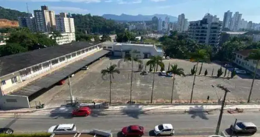Apartamento residencial 3 quartos com 1 suíte, 4 vagas e lazer completo no centro de brusque