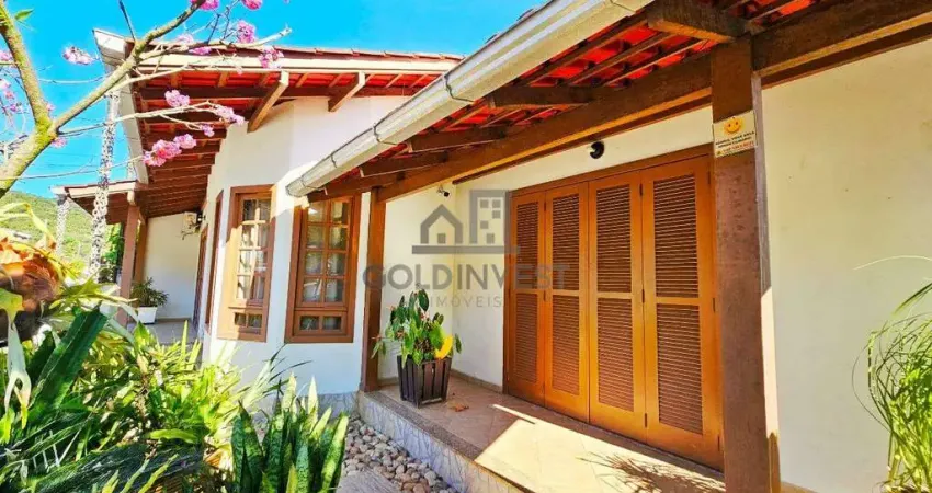 Casa com 4 quartos sendo 1 suíte master no bairro aguas claras