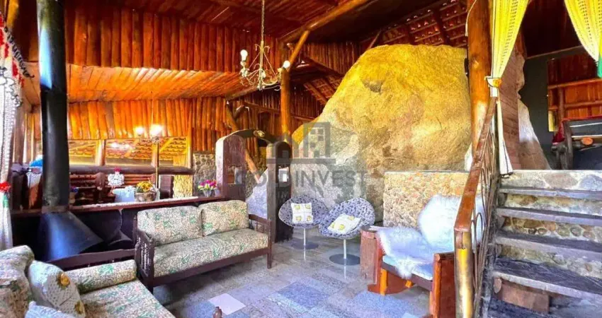 Sitio a venda em canelinha com 5.900m2 com piscina - 40km de brusque 1h de viagem