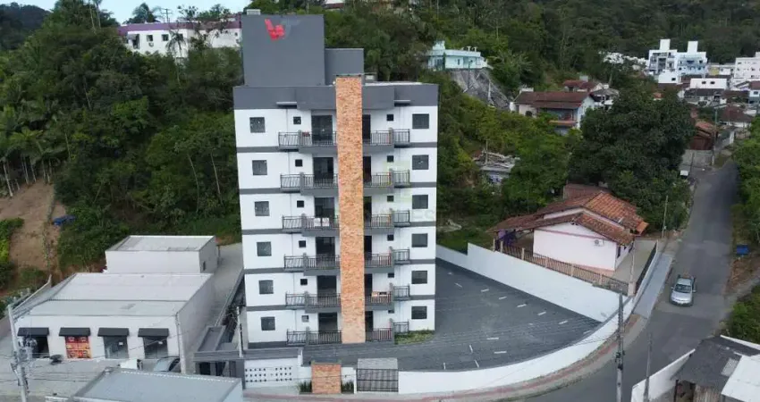 Apartamento com 2 quartos (1 suíte) no bairro azambuja/paquetá