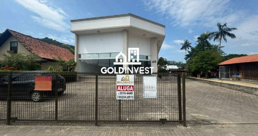 Sala comercial com 250m² no bairro Santa Terezinha!!!