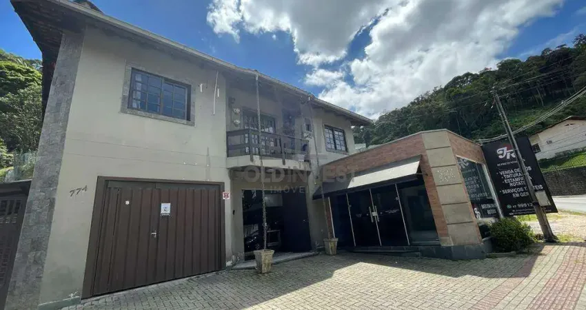 Sala comercial com 20m² no bairro Primeiro de Maio!!!