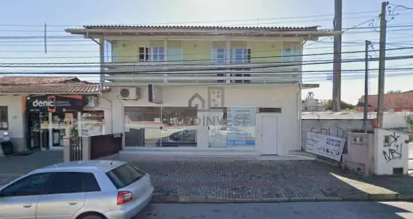 Apartamento com 2 quartos no bairro Santa Terezinha!!!