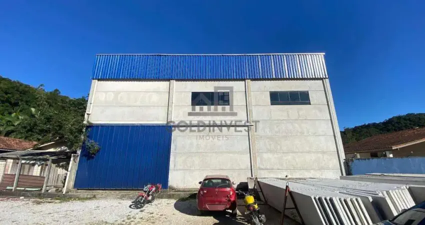 Galpão com 532m² no bairro Guabiruba Sul!!