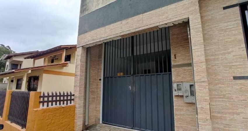 Casa com 3 quartos para alugar no São Pedro, Brusque 
