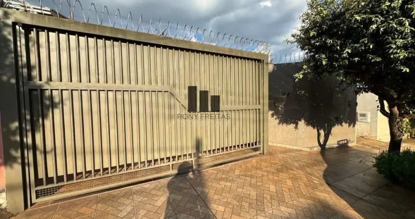Casa 3 dormitórios para Venda em São José do Rio Preto, Jardim São Marco, 3 dormitórios, 1 suíte, 2 banheiros, 2 vagas